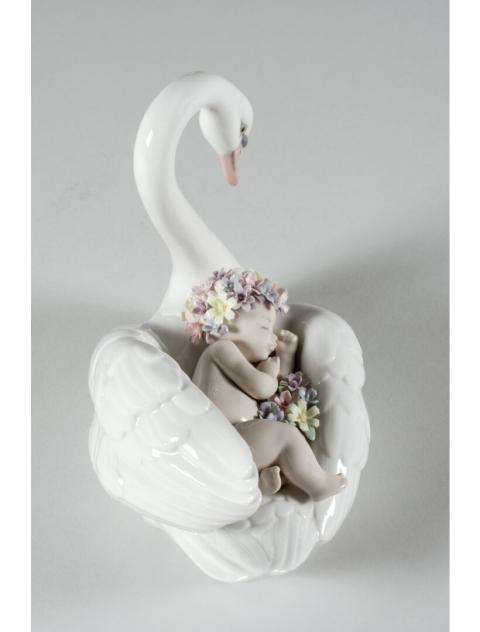 白 フリル付 リヤドロ Lladro Drifting through Dreamland Swan