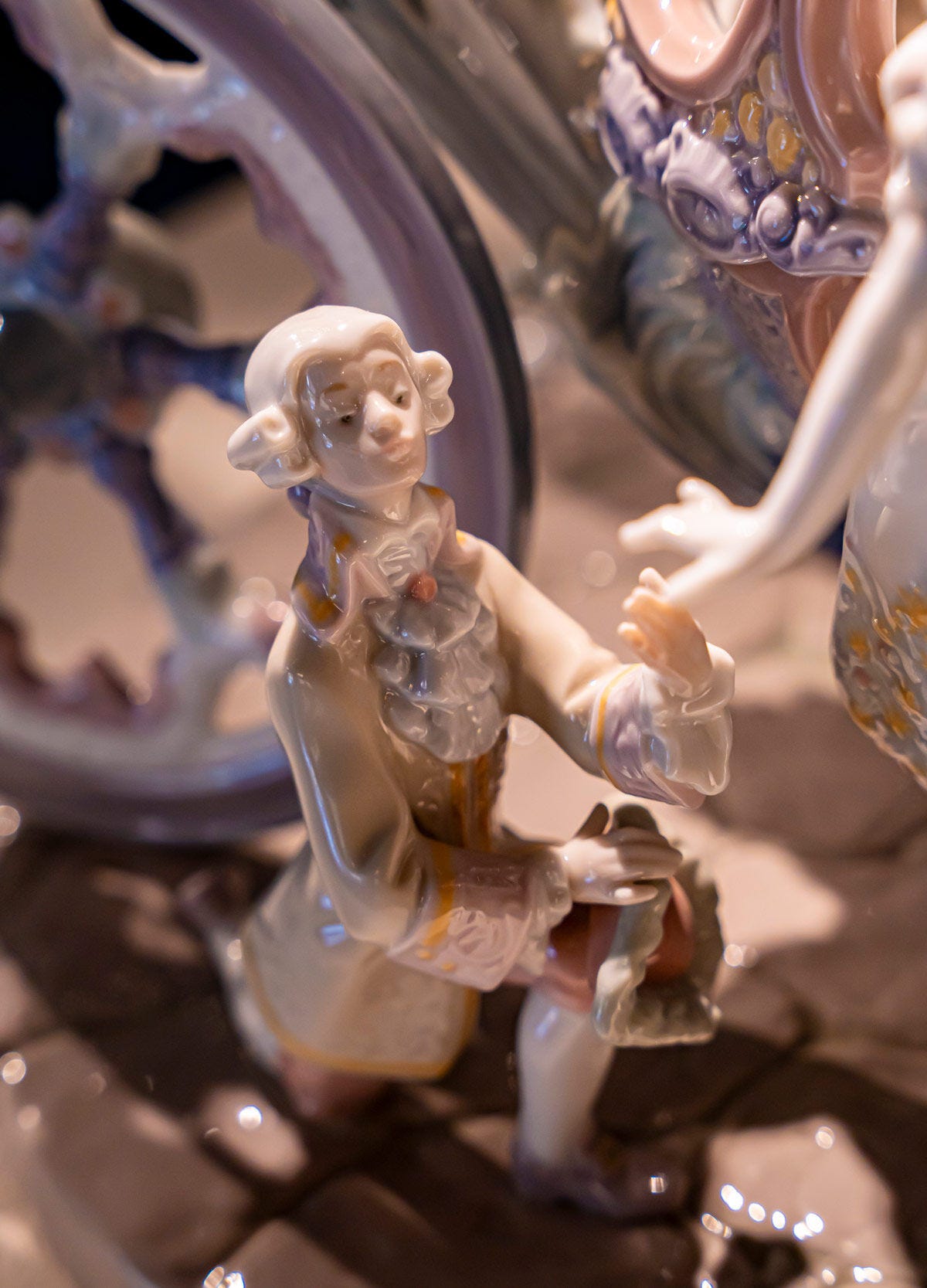 シンデレラ<王宮への一歩> =Limited Edition= - Lladro-Japan