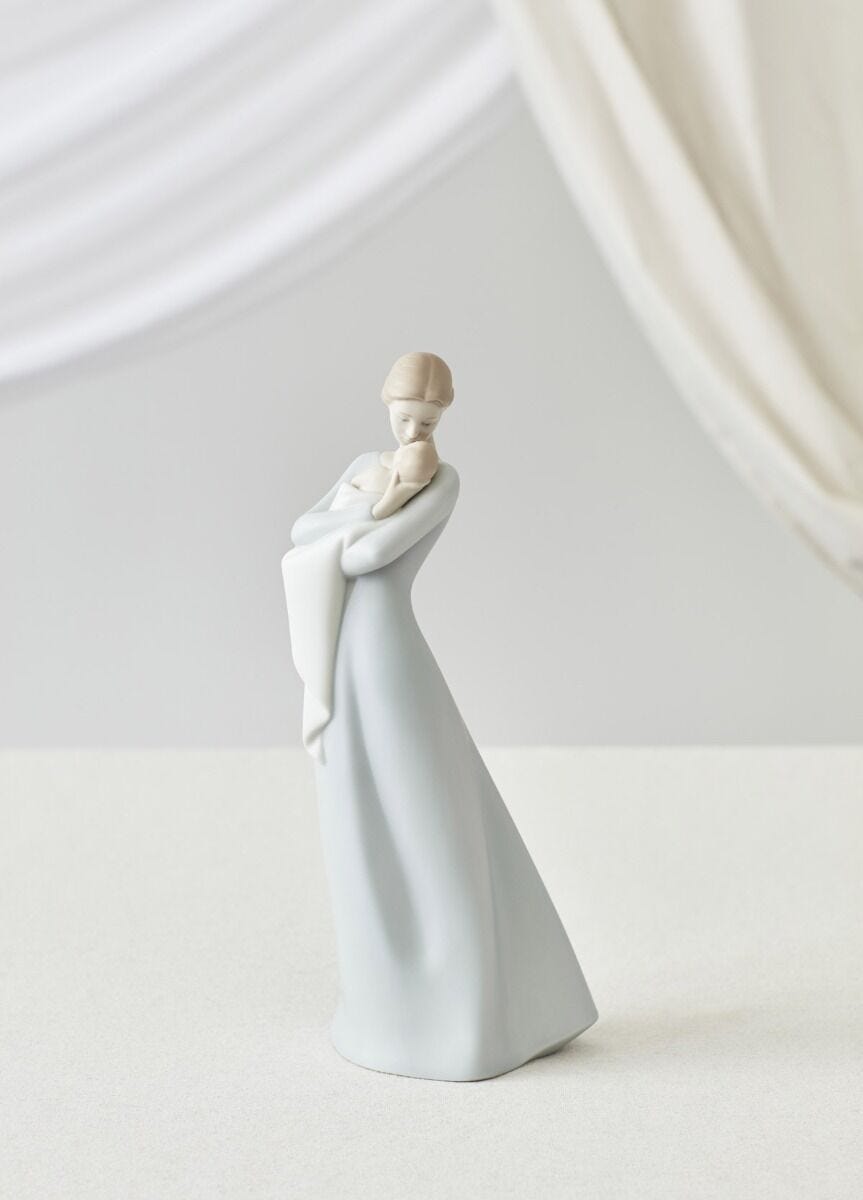 LLADRO・リヤドロ・母の抱擁・フィギュリン 未使用・欠損無し・専用箱