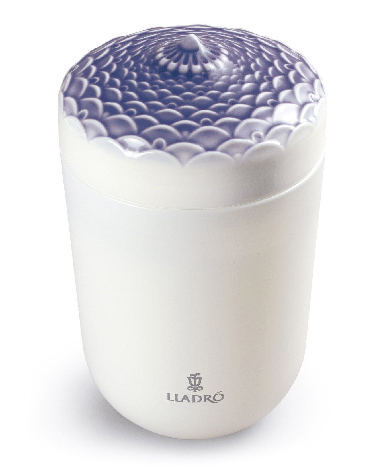 Echoes of Nature Candle. A Secret Orient Scent - Lladro-USA