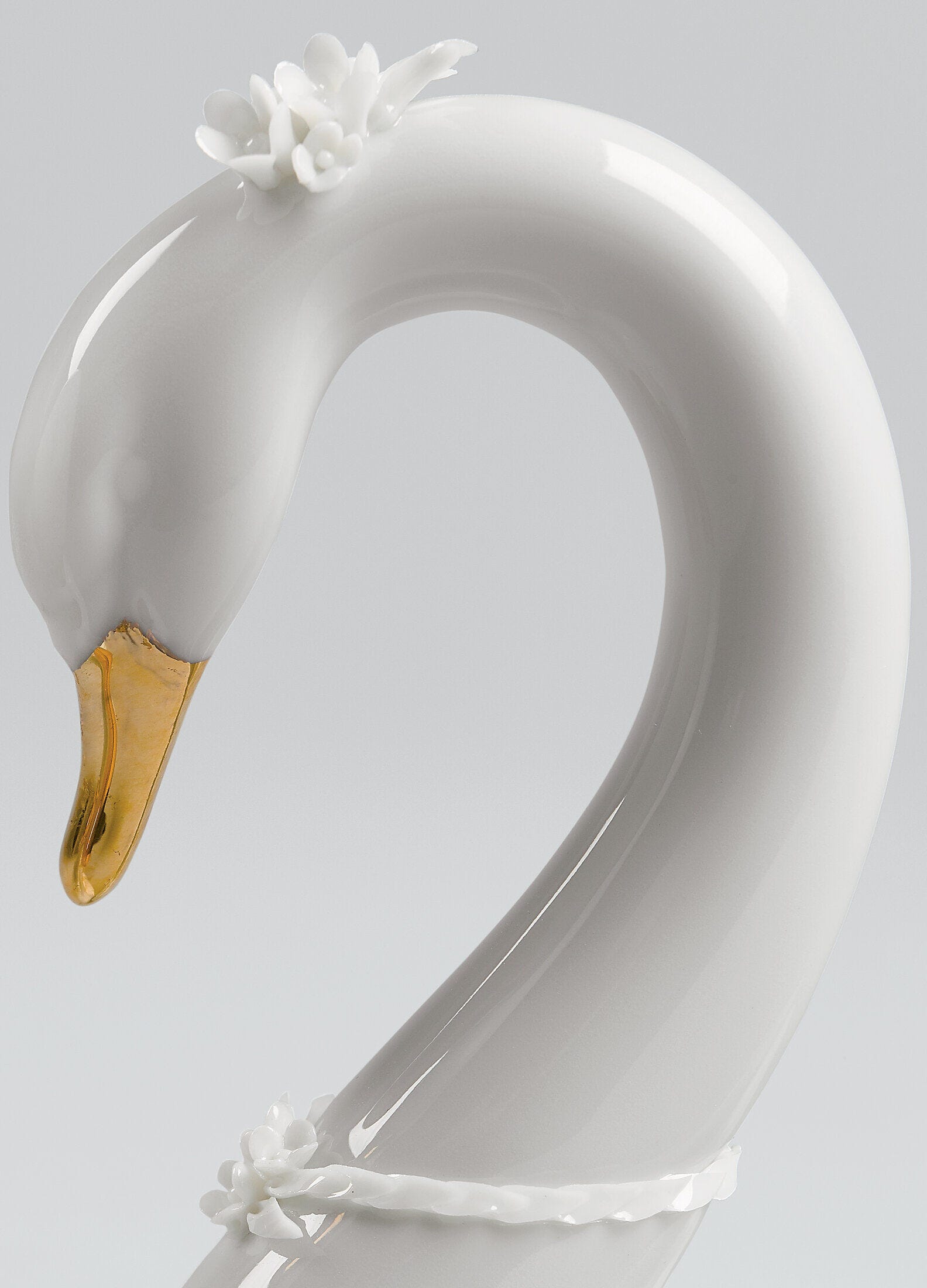 Endless Love Swans Figurine. Golden Luster - Lladro-USA