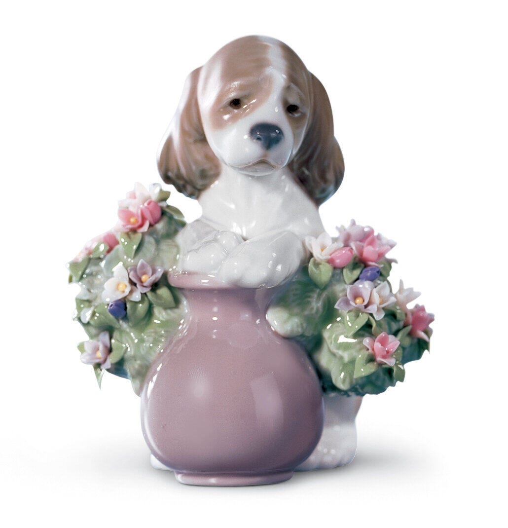 Bulldog francese con macarons - Lladro-Europe