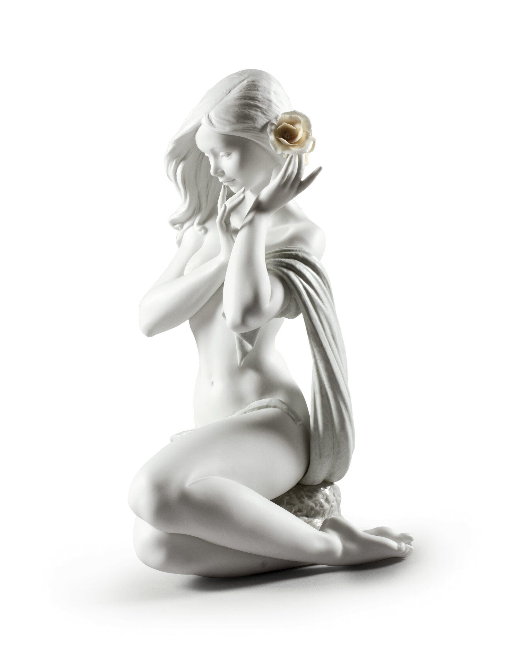 Subtle moonlight Woman Figurine. White. Limited edition - Lladro-USA