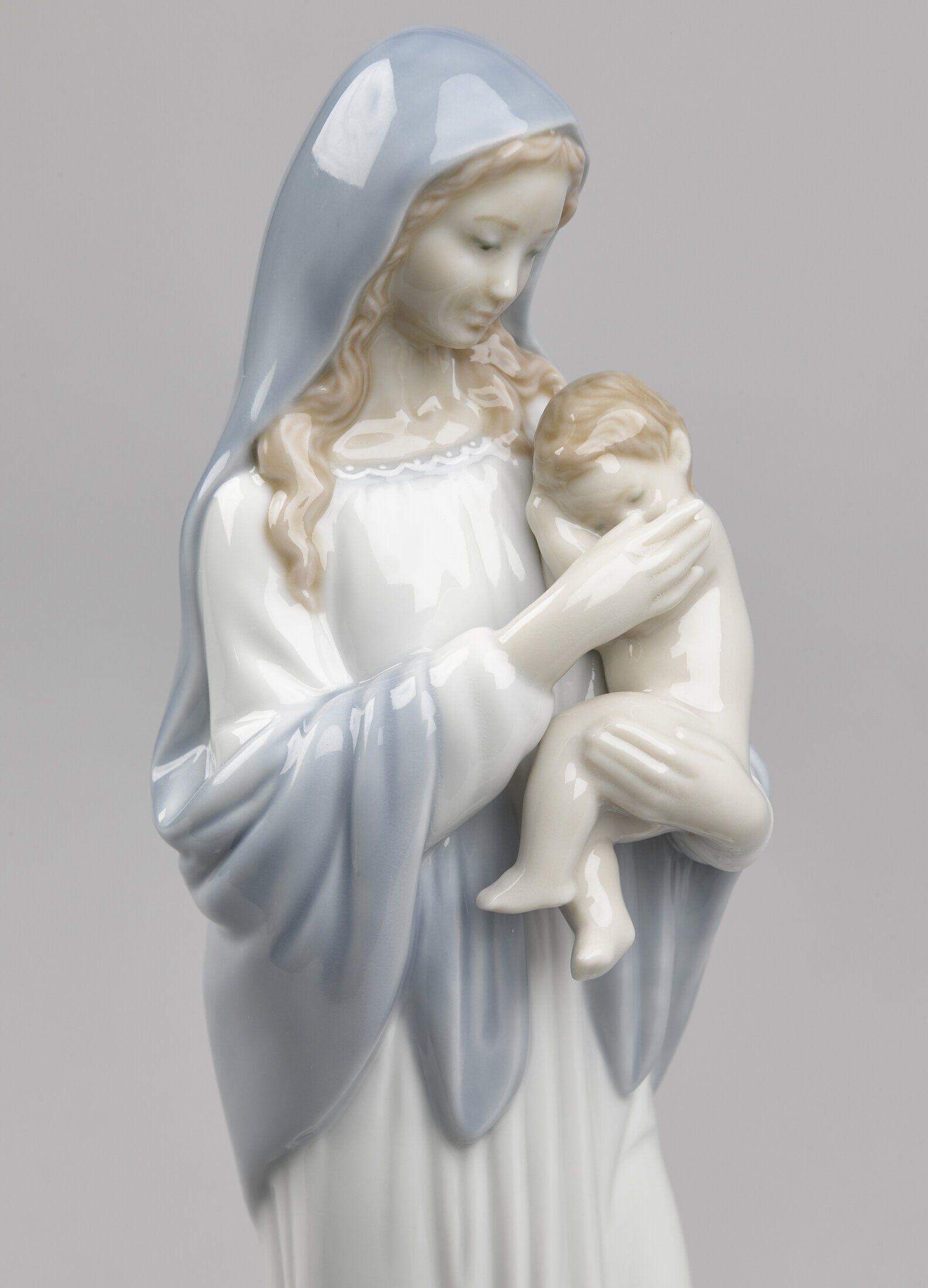 Madonna of The Flowers Figurine