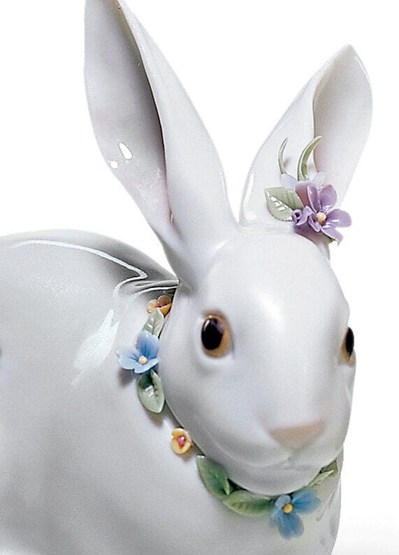 ［新品］リヤドロ LLADRO 花飾りの白ウサギ(4) 6100 陶器人形 置物エンタメ/ホビー
