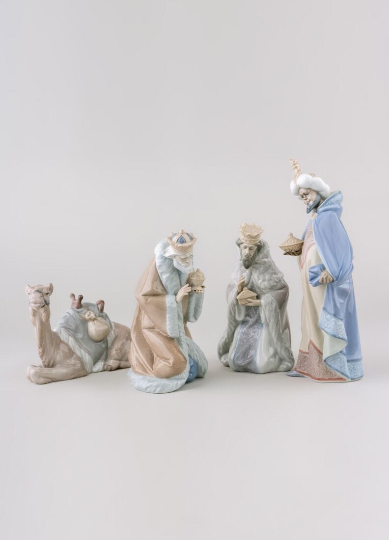 King Melchior Nativity Figurine-II in Lladró