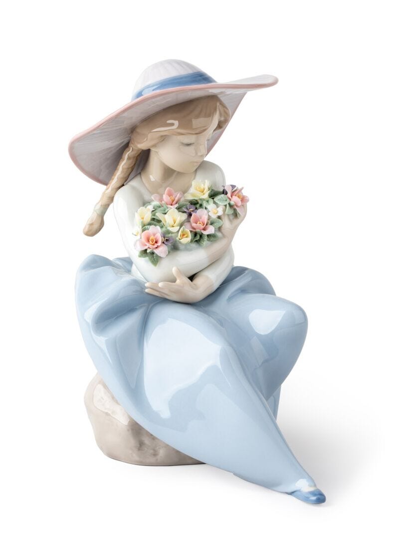 Fragrant Bouquet Girl Figurine in Lladró