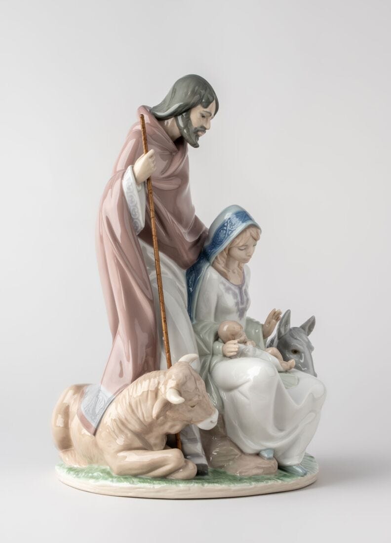 Joyful Event Nativity Figurine in Lladró