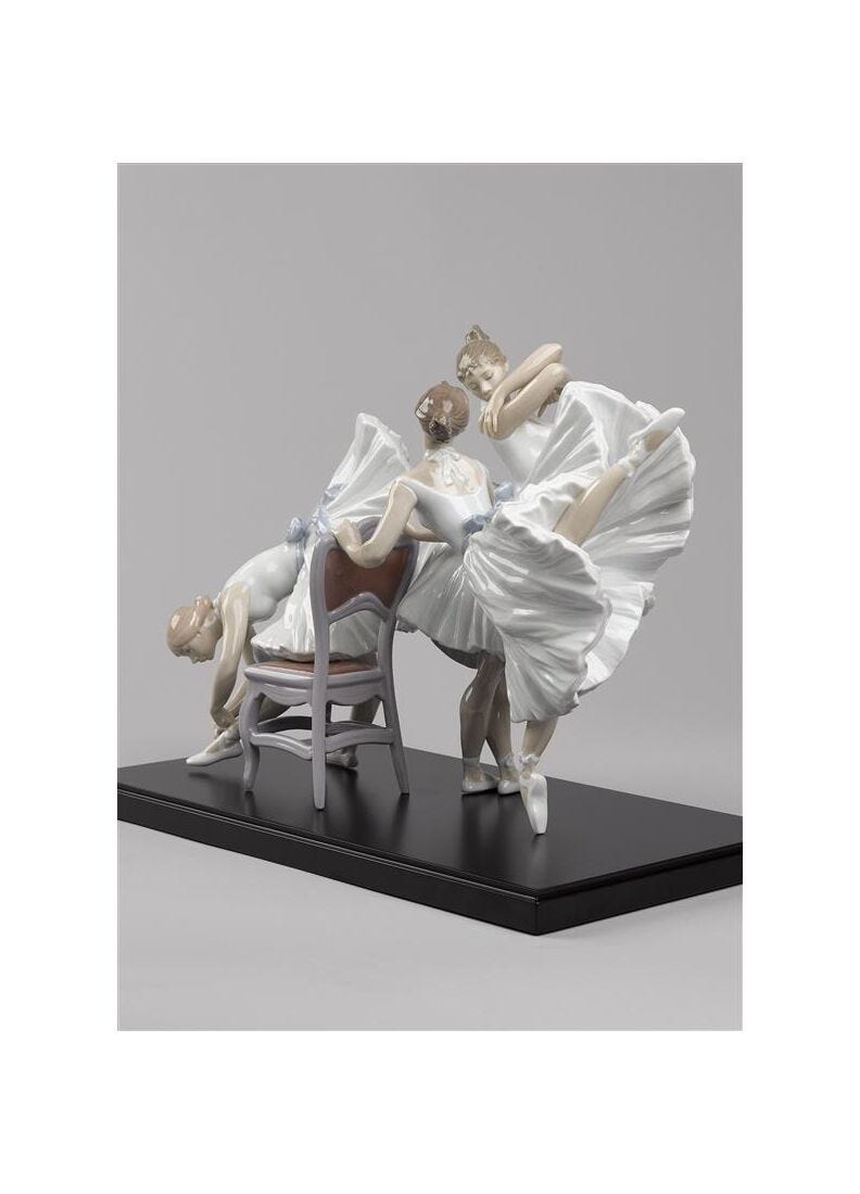 Backstage Ballet Figurine. Limited Edition in Lladró