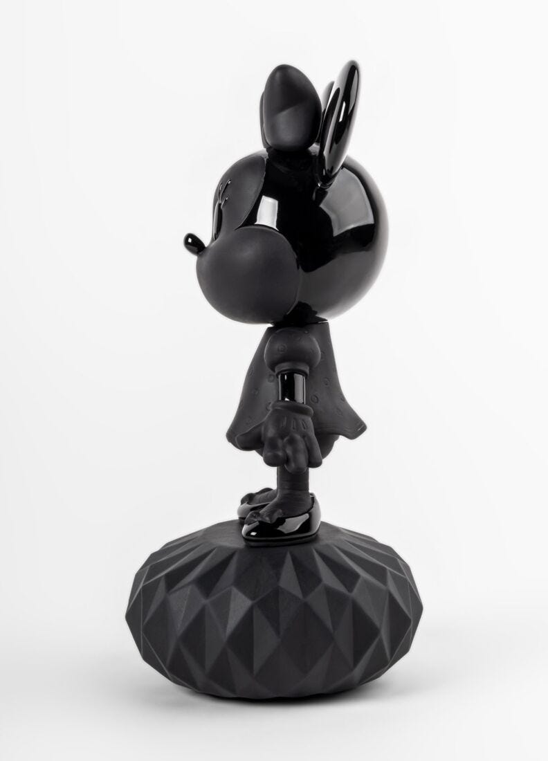 Minnie Total Black Sculpture in Lladró