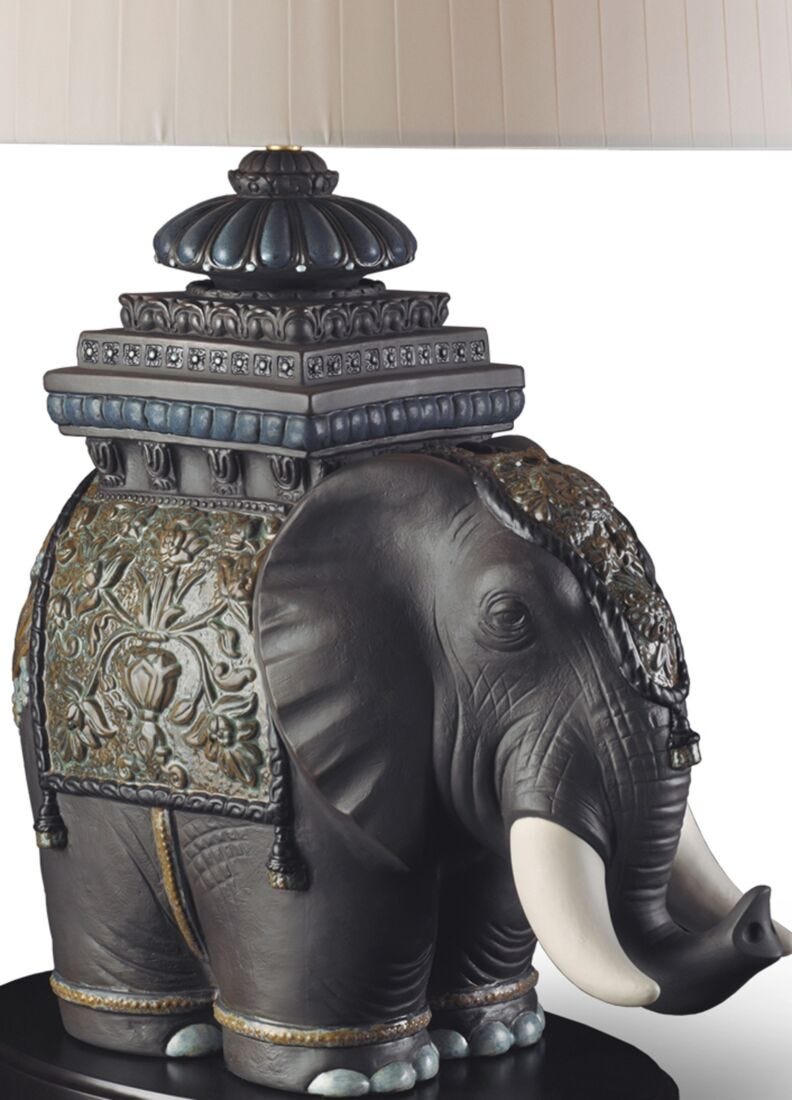 Siamese Elephant Table Lamp (JP) in Lladró