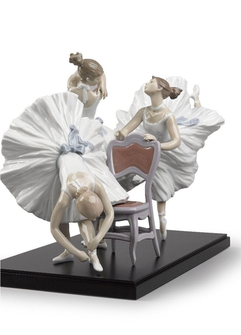 Graceful Ballet Lladro - 01016240 - Entertainment and the Arts