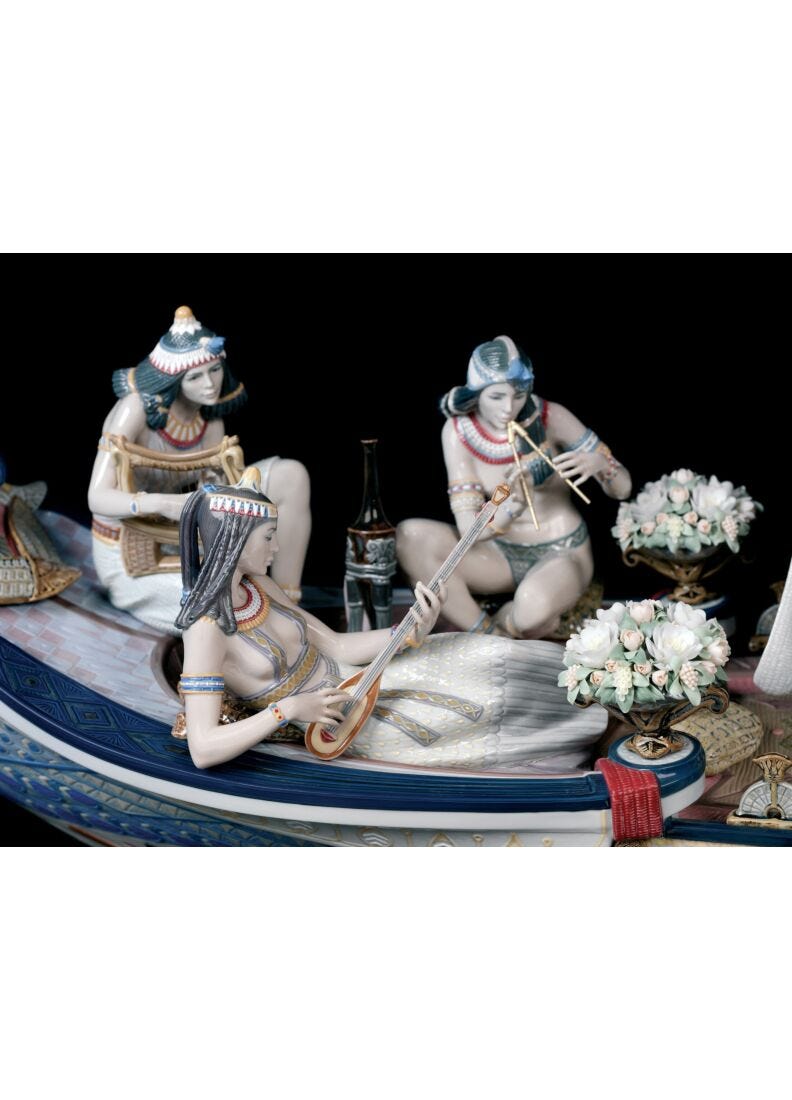 Escultura La Reina del Nilo. Serie limitada en Lladró