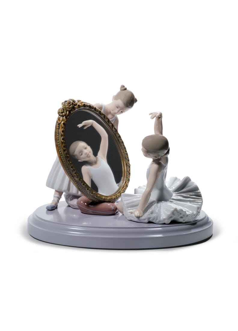 Prima Ballerina 1015816 - Lladro Figurine