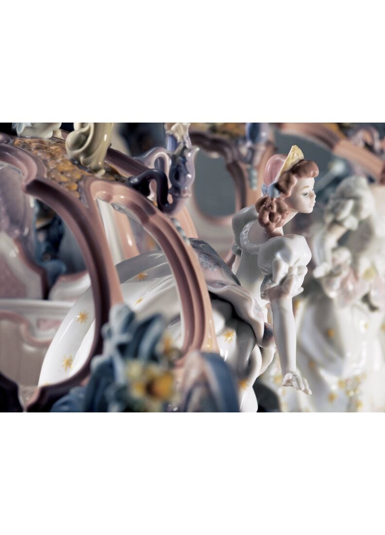 シンデレラ<王宮への一歩> =Limited Edition= - Lladro-Japan