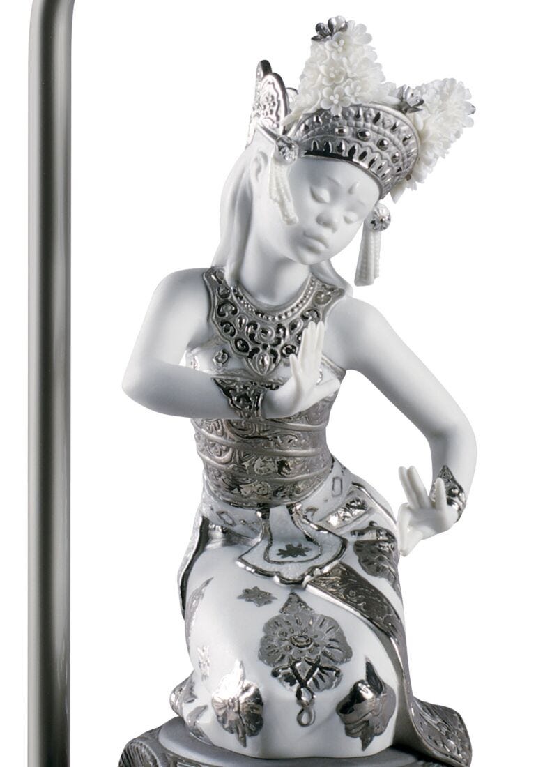 Bali Dancer Kneeling Table Lamp (CE) in Lladró