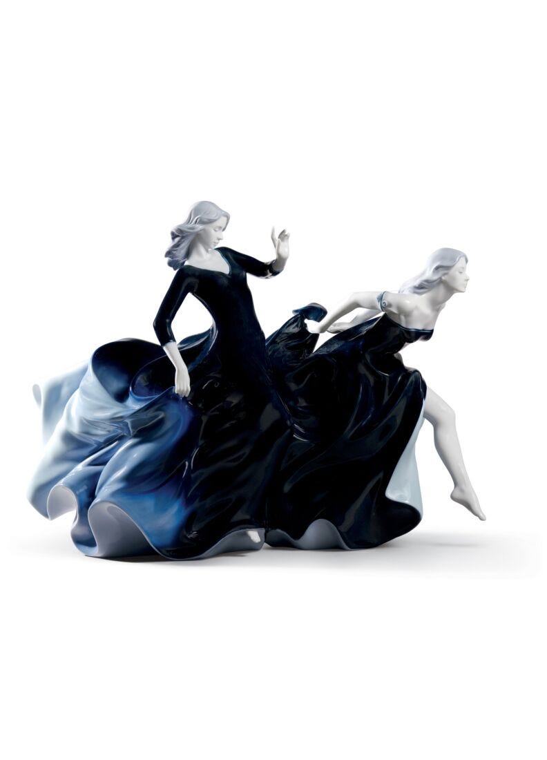 Night Approaches Women Figurine. Limited Edition - Lladro-Canada