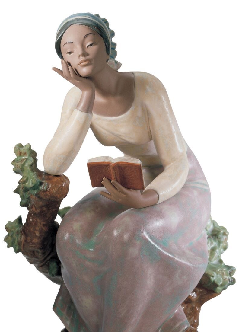 Figurina Ragazza che legge in Lladró