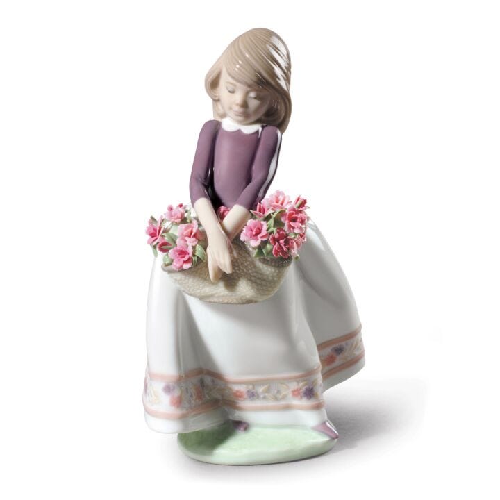 May Flowers Girl Figurine. Special Version in Lladró