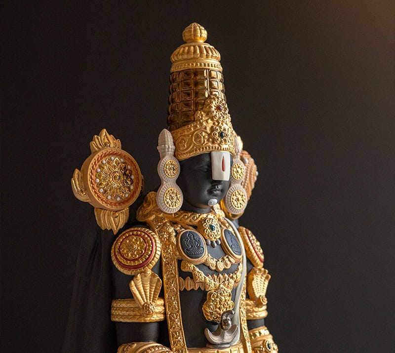 Detalles de la escultura Lord Balaji