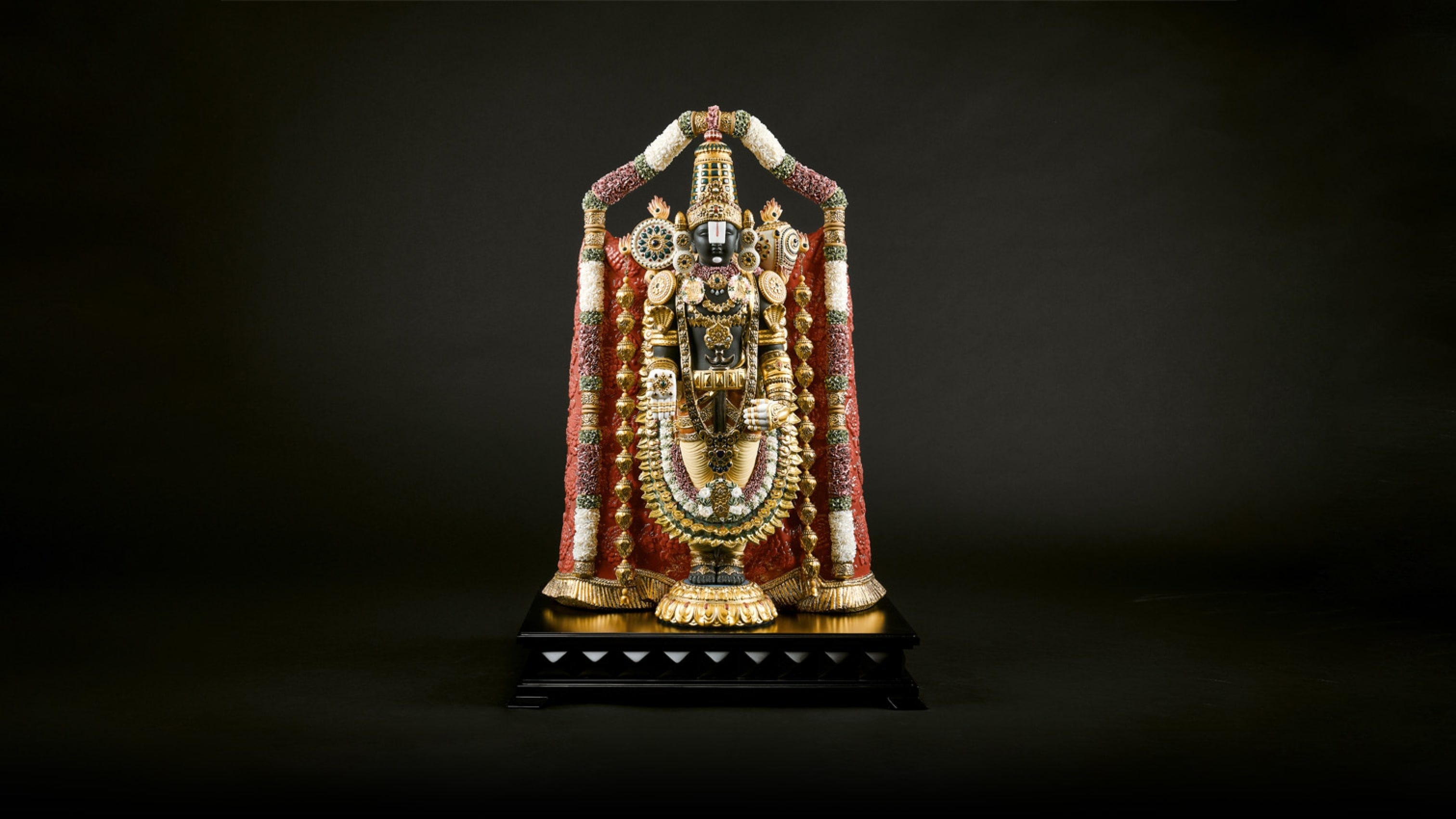 Lord Balaji sculpture