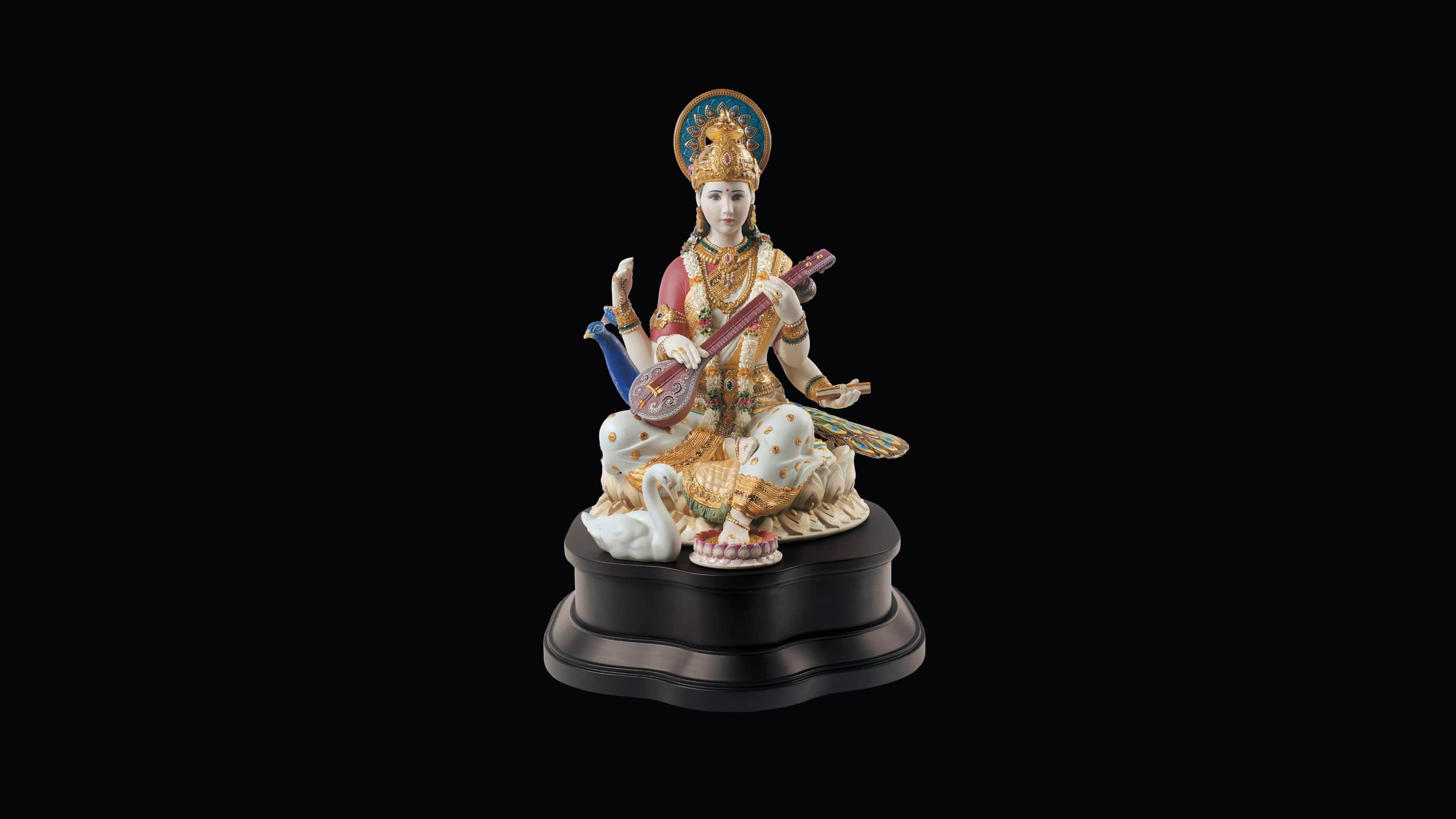 Escultura de Saraswati